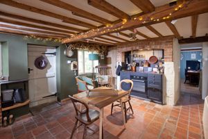 Kitchen Breakfast Room- click for photo gallery